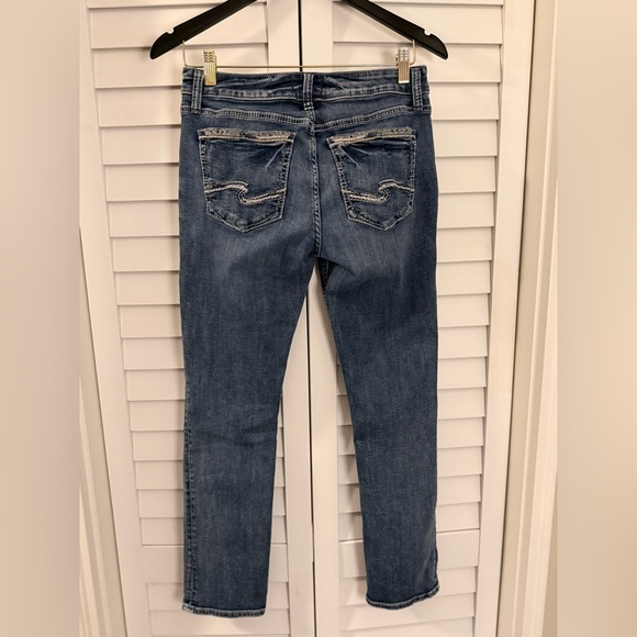 Silver Women's Suki Curvy Mid Rise Straight Leg Jeans Size 30 - Picture 8 of 15